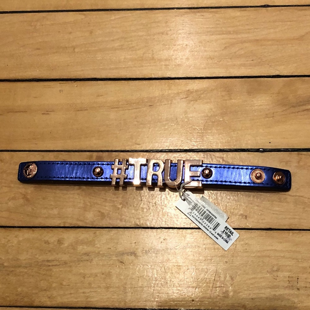 NWT - BCBGeneration - Button Bracelet - True